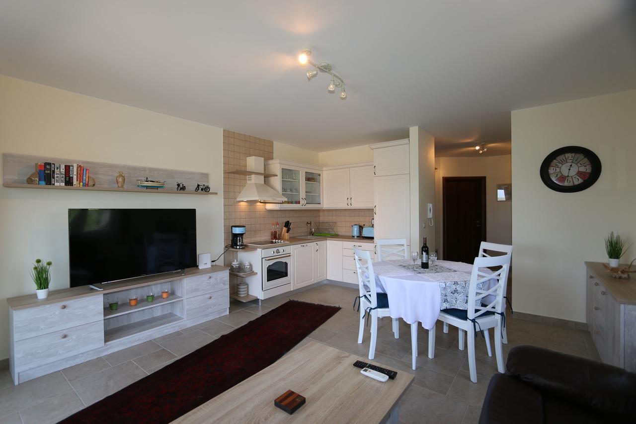 Apartment Soline Cove エクステリア 写真